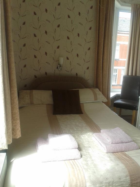 Legends Hotel Blackpool Rum bild